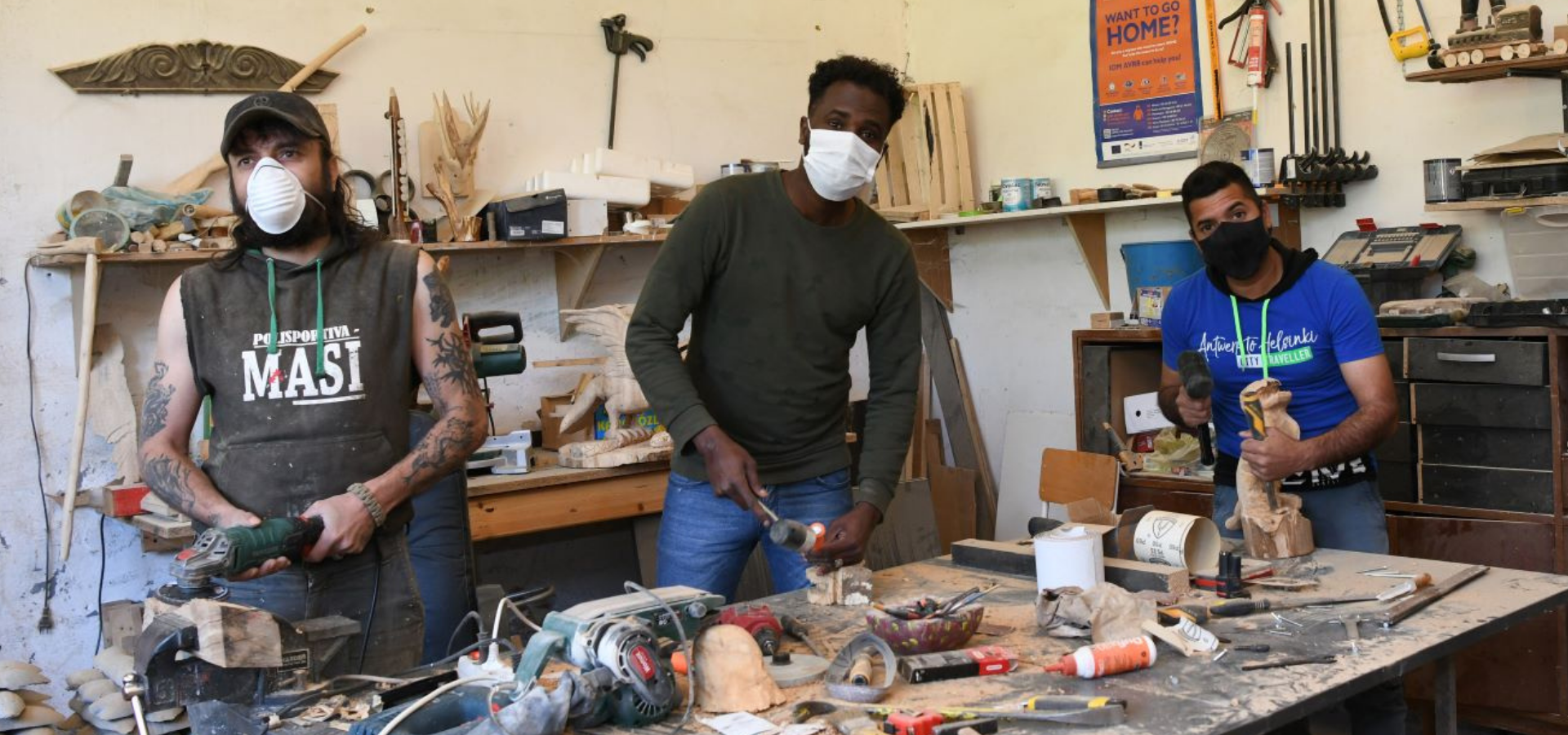 Carpentry – Fun and Useful Workshop for Migrants in the Obrenovac Reception Center