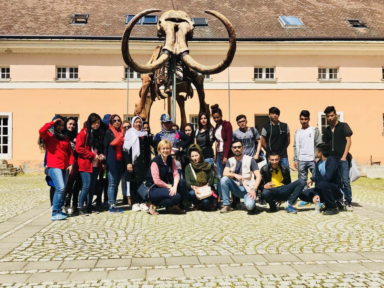 Migranti posetili muzej mamuta u Kikindi